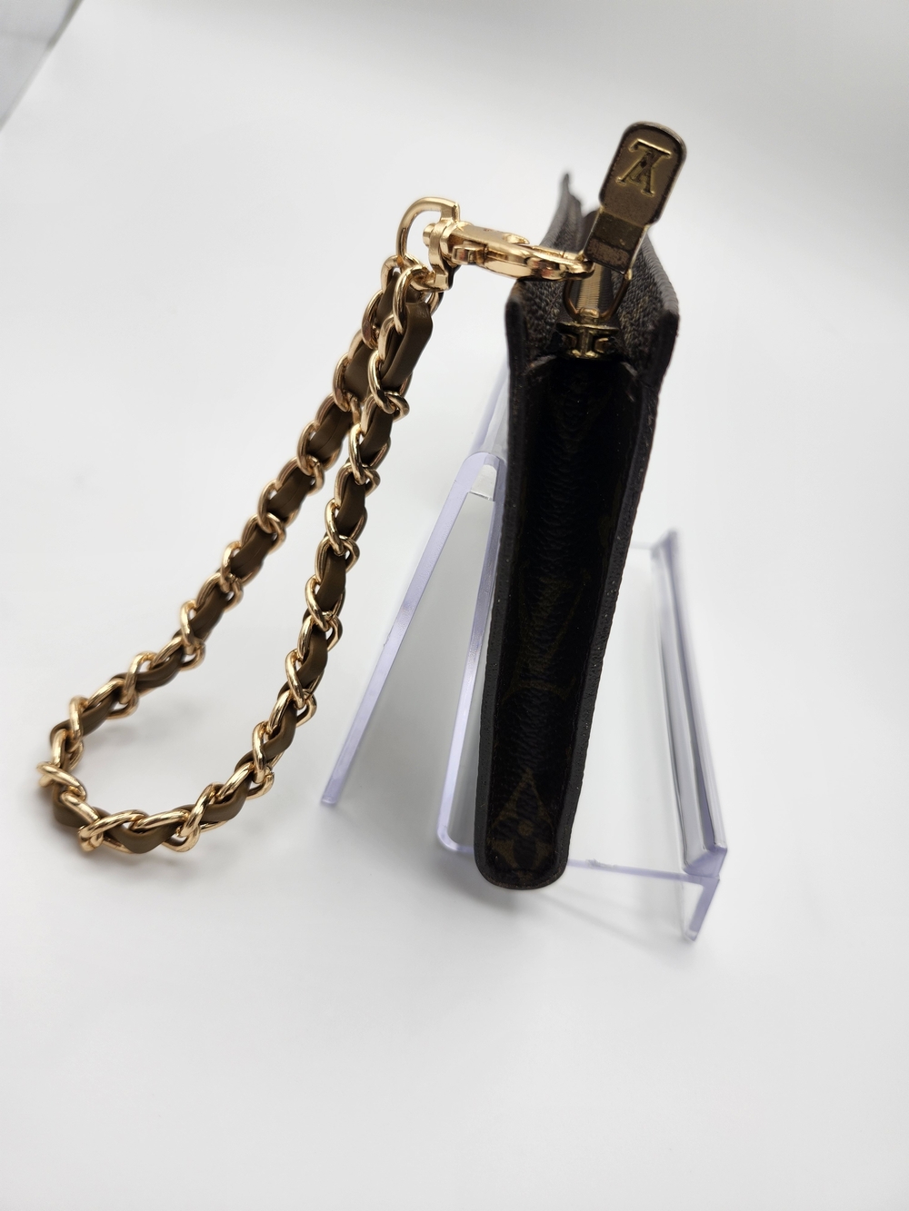 Authentic Preloved Louis Vuitton Brown Monogram Poche Toilette Chain Wristlet - Picture 10 of 13